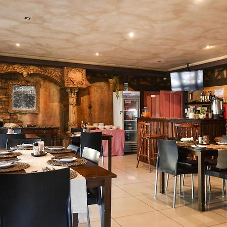 Biggy Best Boutique Hotel & Self Catering Cottages Howick Bagian luar foto