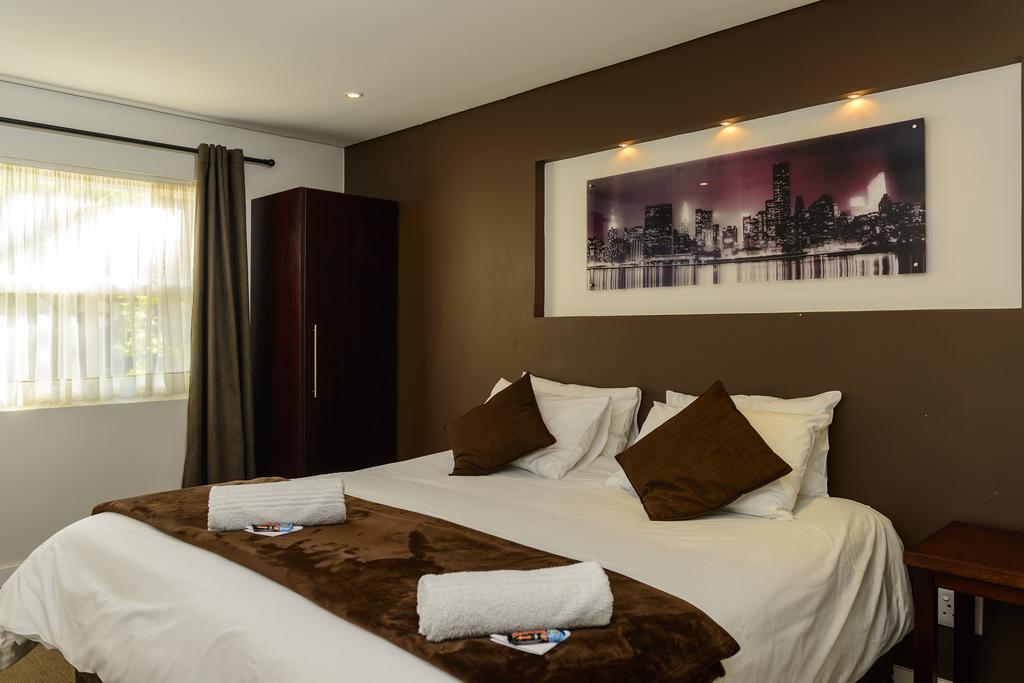 Biggy Best Boutique Hotel & Self Catering Cottages Howick Ruang foto