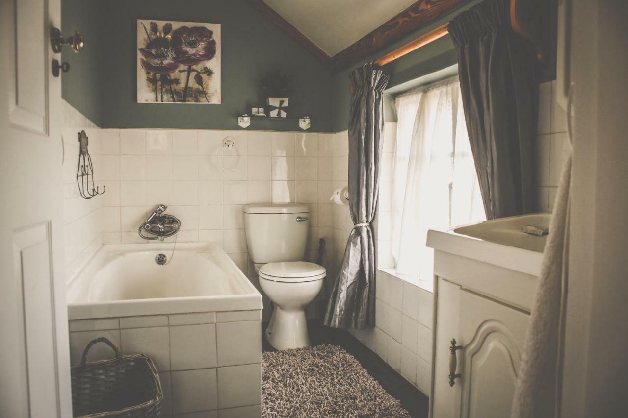 Biggy Best Boutique Hotel & Self Catering Cottages Howick Bagian luar foto