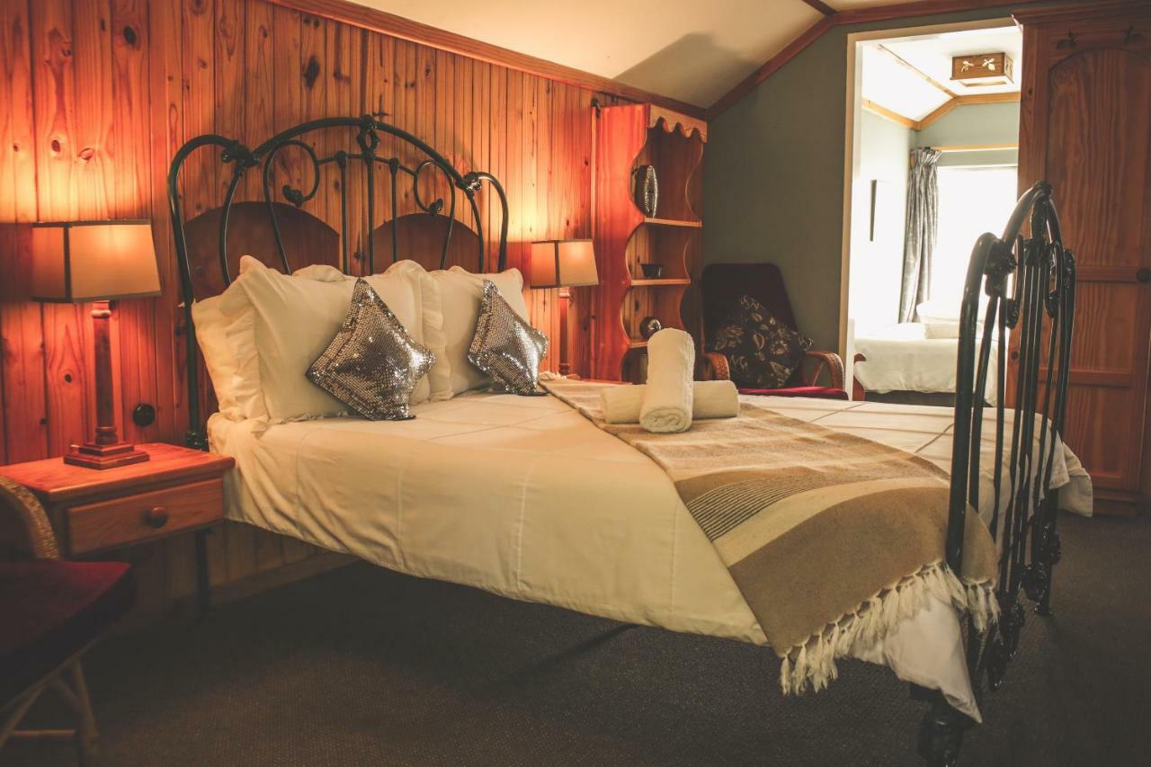 Biggy Best Boutique Hotel & Self Catering Cottages Howick Bagian luar foto